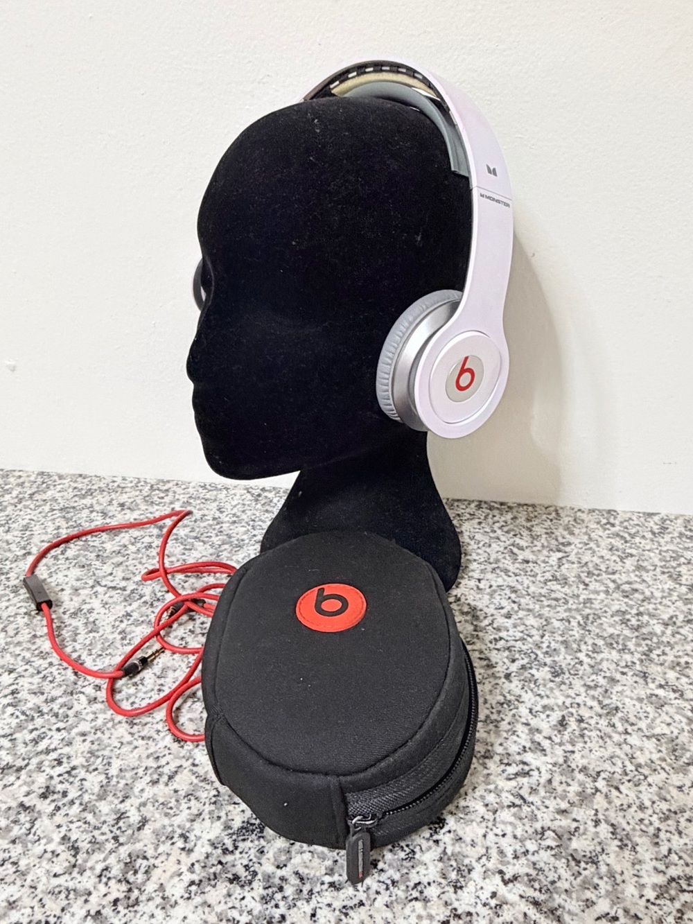 Beats by Dr. Dre Solo HD Headband Headphones White
